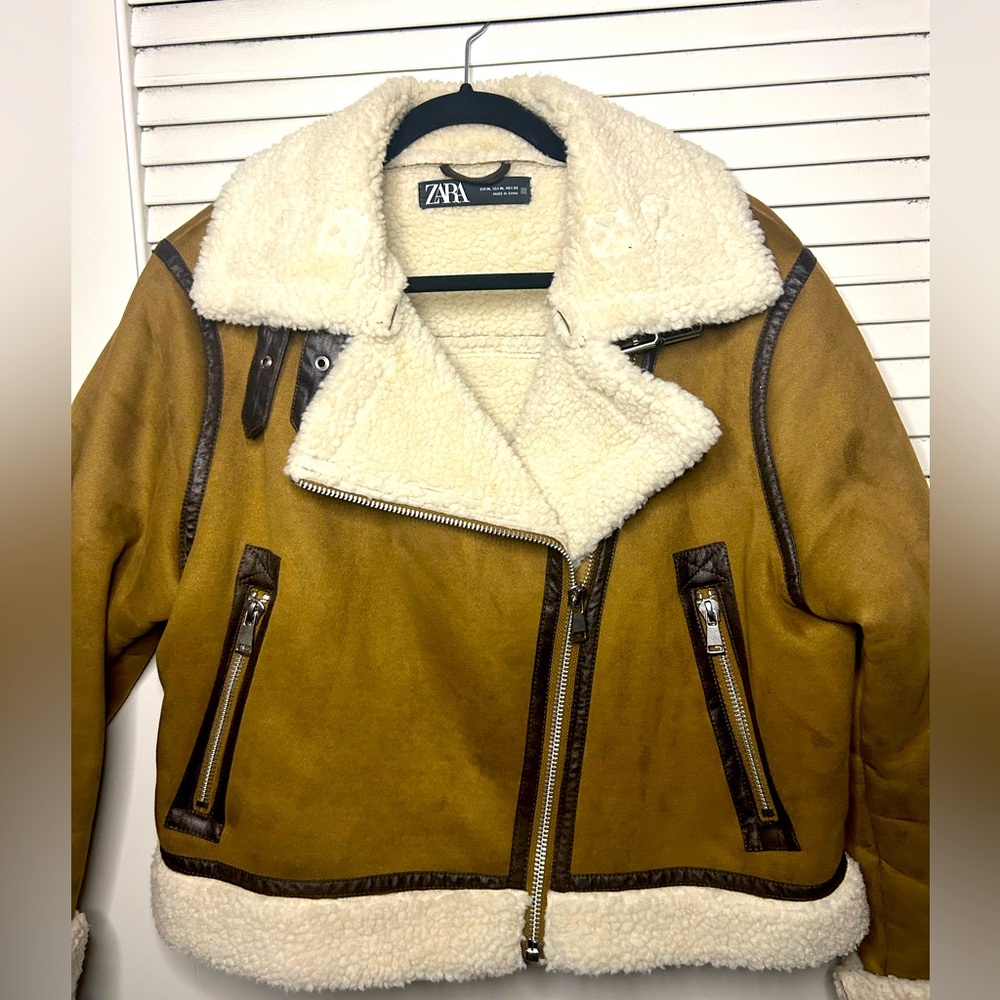 Women’s Zara faux sterling & suede (XL)